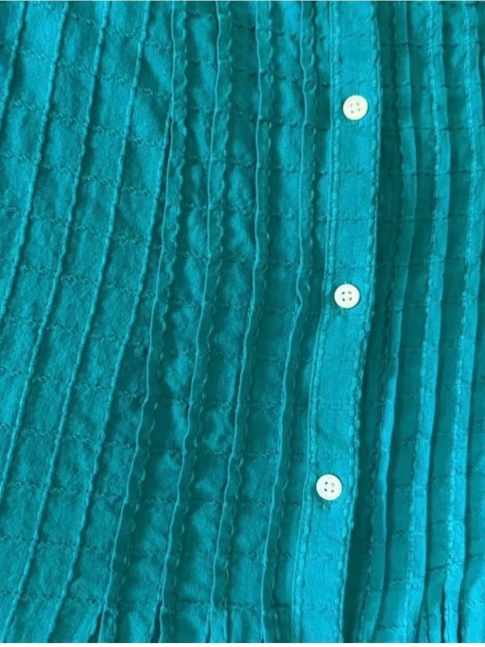 LOFT pintuck button